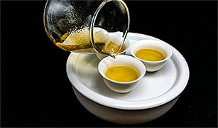 六堡霜降茶